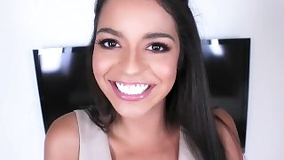 Amateur Allure Vienna Black, Naughty Waitress Blowjob, Fucks & Cum Swallow